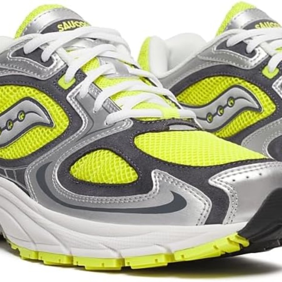 NEW Saucony Grid Jazz 9 Sneaker M (size 9.5) / W size 11) Neon Yellow/Silver - Picture 1 of 6